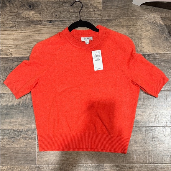 ON 34th Sweaters - NWT On 34th Bright Coral Orange Short Sleeve Sweater